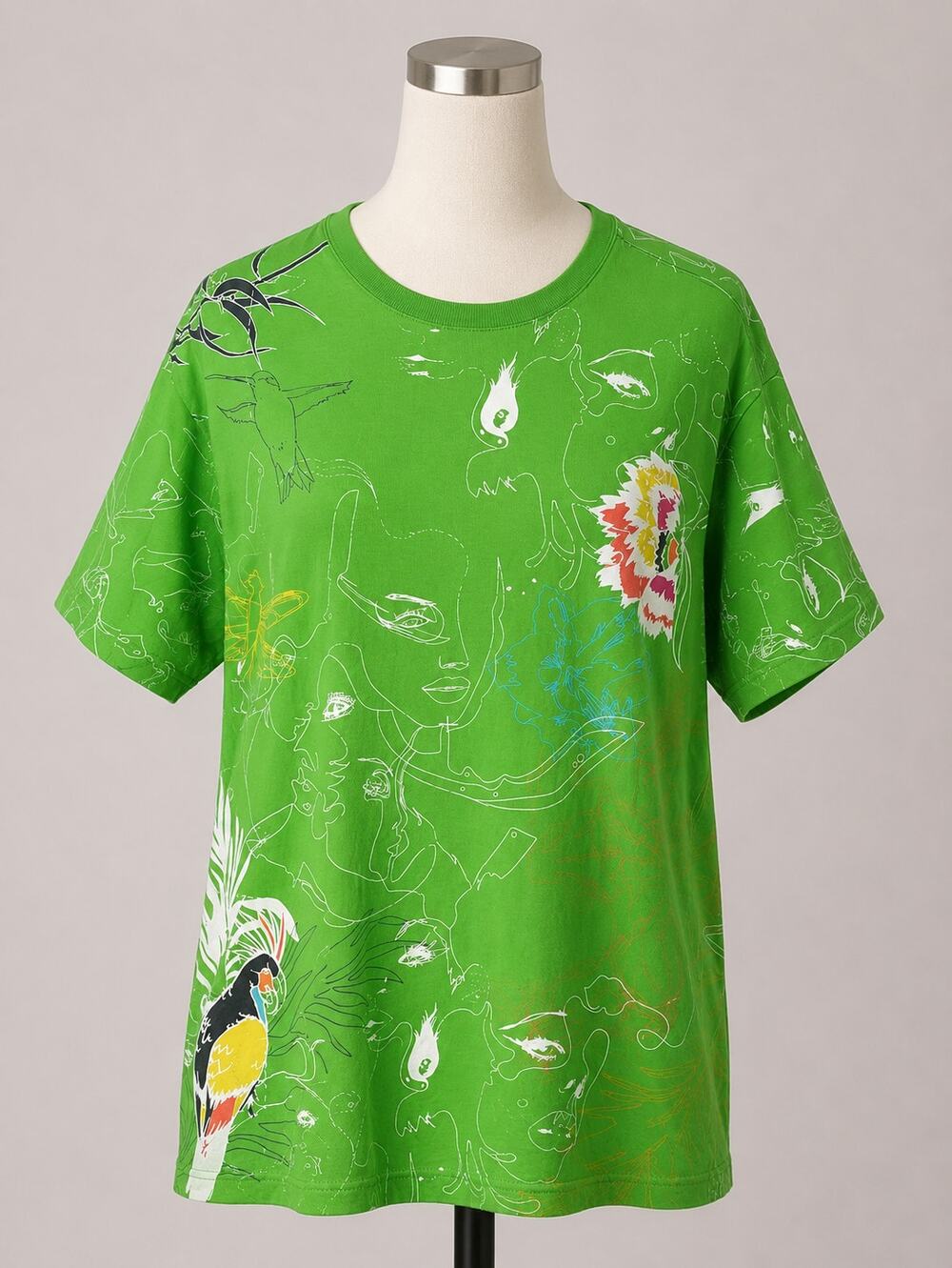 Artful Dodger green t shirt tropical design woman’s faces animals